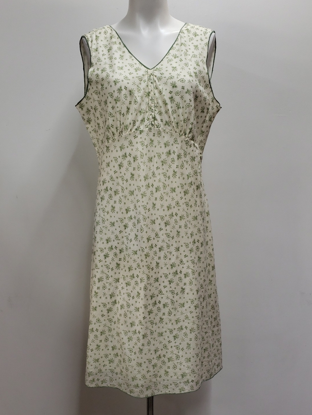 Kit Cornell Sleeveless Midi Dress Green Floral Print Deep V-back Tie Women's 10